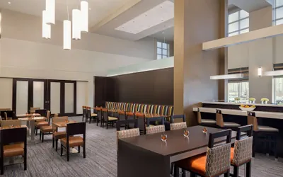Photo 5 - Hampton Inn & Suites Rosemont Chicago O'Hare