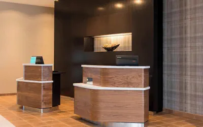 Photo 4 - Courtyard by Marriott Holland Downtown