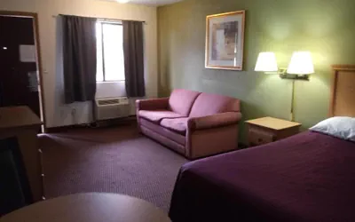 Photo 5 - Centralia Inn