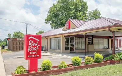Photo 2 - Red Roof Inn Starkville - University
