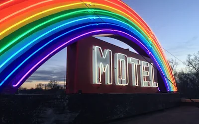 Photo 2 - Rainbow Motel