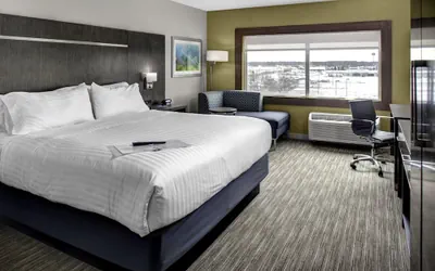 Photo 3 - Holiday Inn Express & Suites Coldwater by IHG