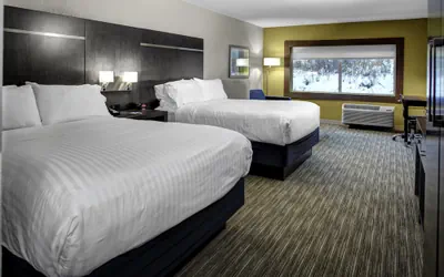 Photo 4 - Holiday Inn Express & Suites Coldwater by IHG