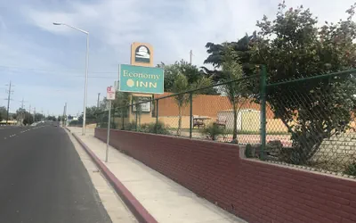 Photo 2 - Economy Inn Antioch