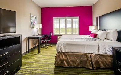 Photo 4 - Best Western Plus Dilley Inn & Suites