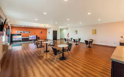 Photo 5 - Motel 6 Jourdanton, TX