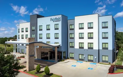 Photo 2 - Fairfield Inn & Suites by Marriott Houston Pasadena