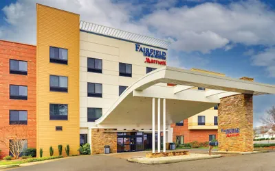 Photo 2 - Fairfield Inn & Suites Dunn I-95