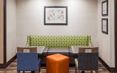 Photo 4 - Hampton Inn & Suites Sioux City South