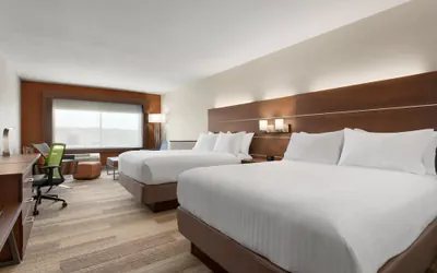 Photo 4 - Holiday Inn Express & Suites Duluth North - Miller Hill by IHG