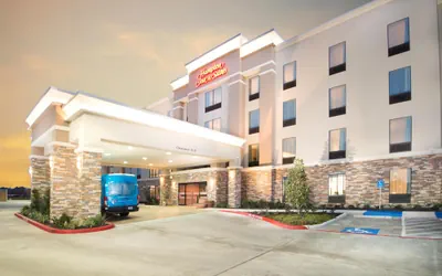 Photo 2 - Hampton Inn & Suites La Porte