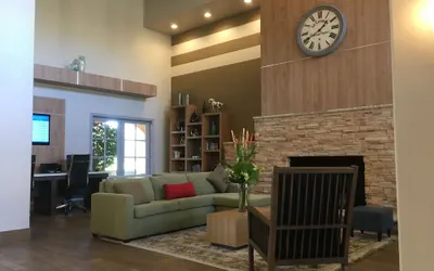 Photo 5 - MainStay Suites John Wayne Airport by Choice Hotels