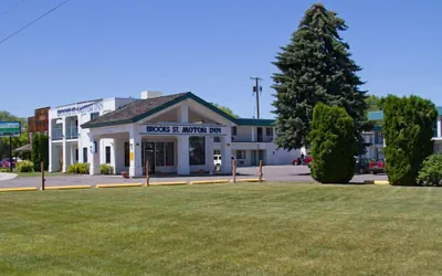Photo 2 - Brooks Street Motor Inn