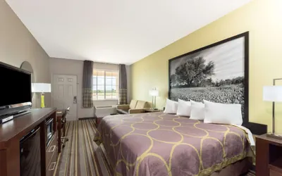 Photo 5 - Super 8 by Wyndham Colorado City