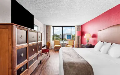 Photo 5 - Magnolia Hotel, BW Signature Collection