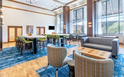 Photo 3 - Hampton Inn & Suites Silverthorne