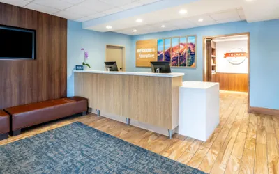 Photo 5 - Hampton Inn & Suites Silverthorne