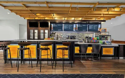 Photo 3 - Courtyard by Marriott Oxford