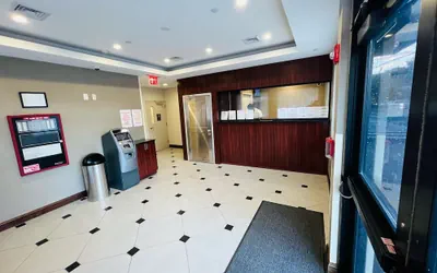 Photo 2 - Rockaway Hotel Brooklyn