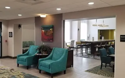 Photo 4 - Hampton Inn & Suites Las Cruces I-10