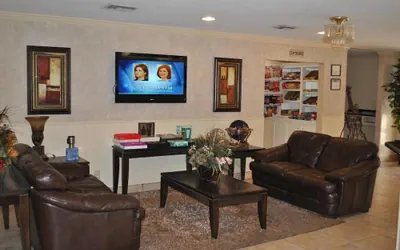 Photo 5 - Executive Inn