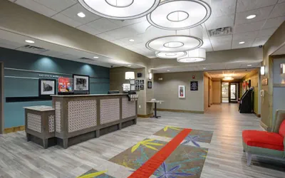 Photo 4 - Hampton Inn & Suites Ardmore