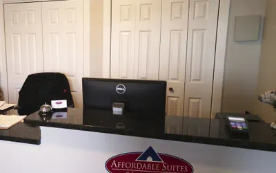 Photo 4 - Affordable Suites of America Portage