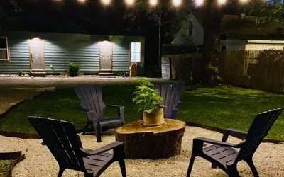Boho Groove - Urban Studio With Relaxing Backyard