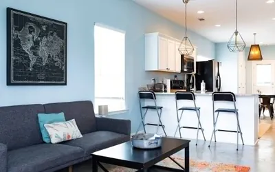 Photo 2 - Clean & Serene House + Studio - Easy On/off I-40