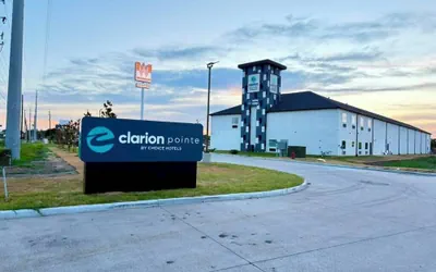 Photo 2 - Clarion Pointe Port Lavaca