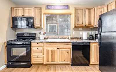 Photo 2 - Bungalow on Boyd in Coeur d Alene