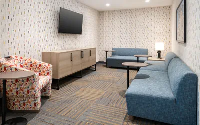 Photo 3 - Home2 Suites by Hilton Lee's Summit Kansas City