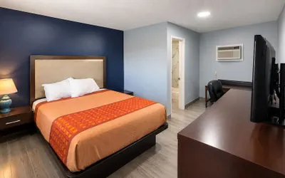 Photo 4 - Ada Inn & Suites