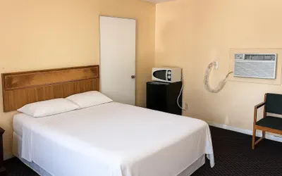 Photo 5 - Sunrise Inn Cordele GA Near I 75