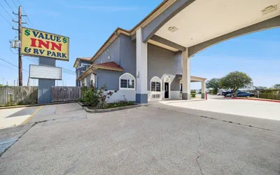 Value Inn and RV Park