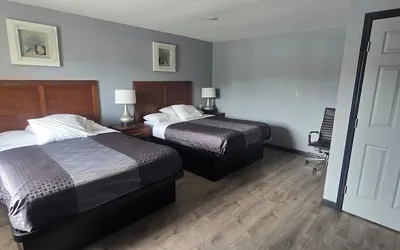 Photo 3 - WINE COUNTRY INN