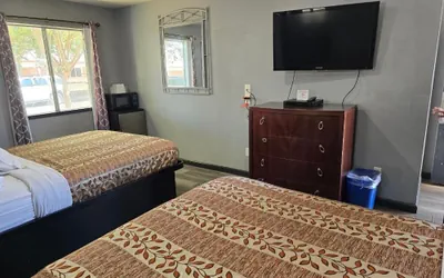 Photo 2 - WINE COUNTRY INN
