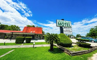 Photo 2 - Florida Garden Motel Winter Haven Near Legoland
