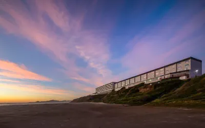 Photo 2 - Newport Oceanfront Inn