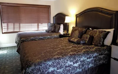Photo 3 - City Center Motel