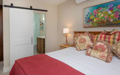 Photo 5 - Westwind 203 1BD Platinum Condo in Lionshead Village With A/C