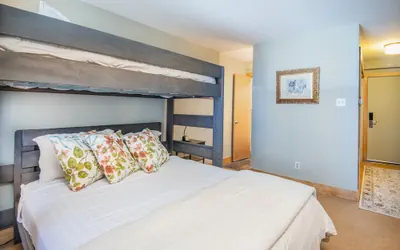 Photo 3 - Westwind 208b Hotel Room in Lionshead Village