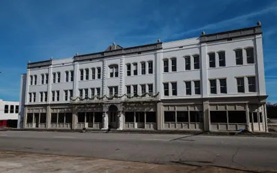 The St. Nicholas Hotel