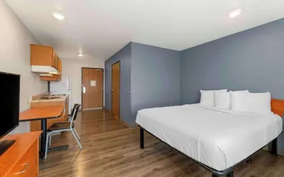 Photo 4 - Motel 6 Suites Birmingham Pelham  AL