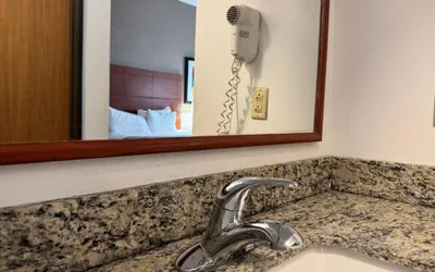 Photo 5 - FairBridge Inn & Suites Thermopolis