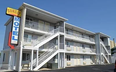 Sunset Motel