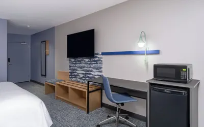 Photo 5 - Garner Hotel Pecos by IHG