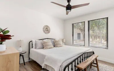 Photo 5 - Casita 5 Minutes From Gruene Hall and King Bed!