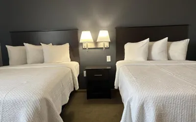 Photo 4 - Prairie Inn of Jamestown