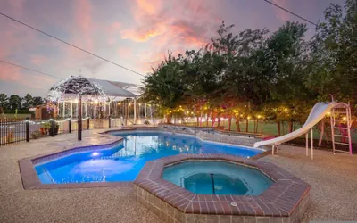 Photo 3 - Private Mansion Retreat Basketball Court and More